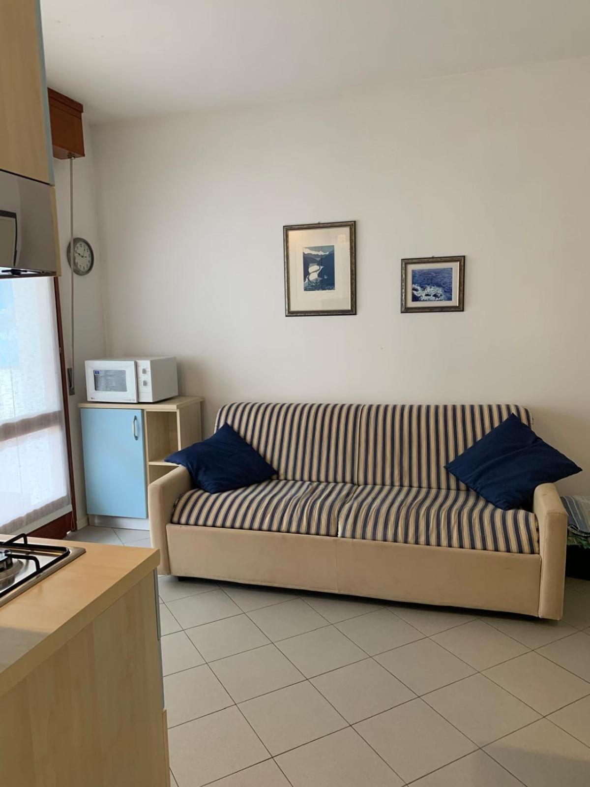 Gracious Apartment Located In The Heart Of Lignano Линьяно-Саббьядоро Экстерьер фото