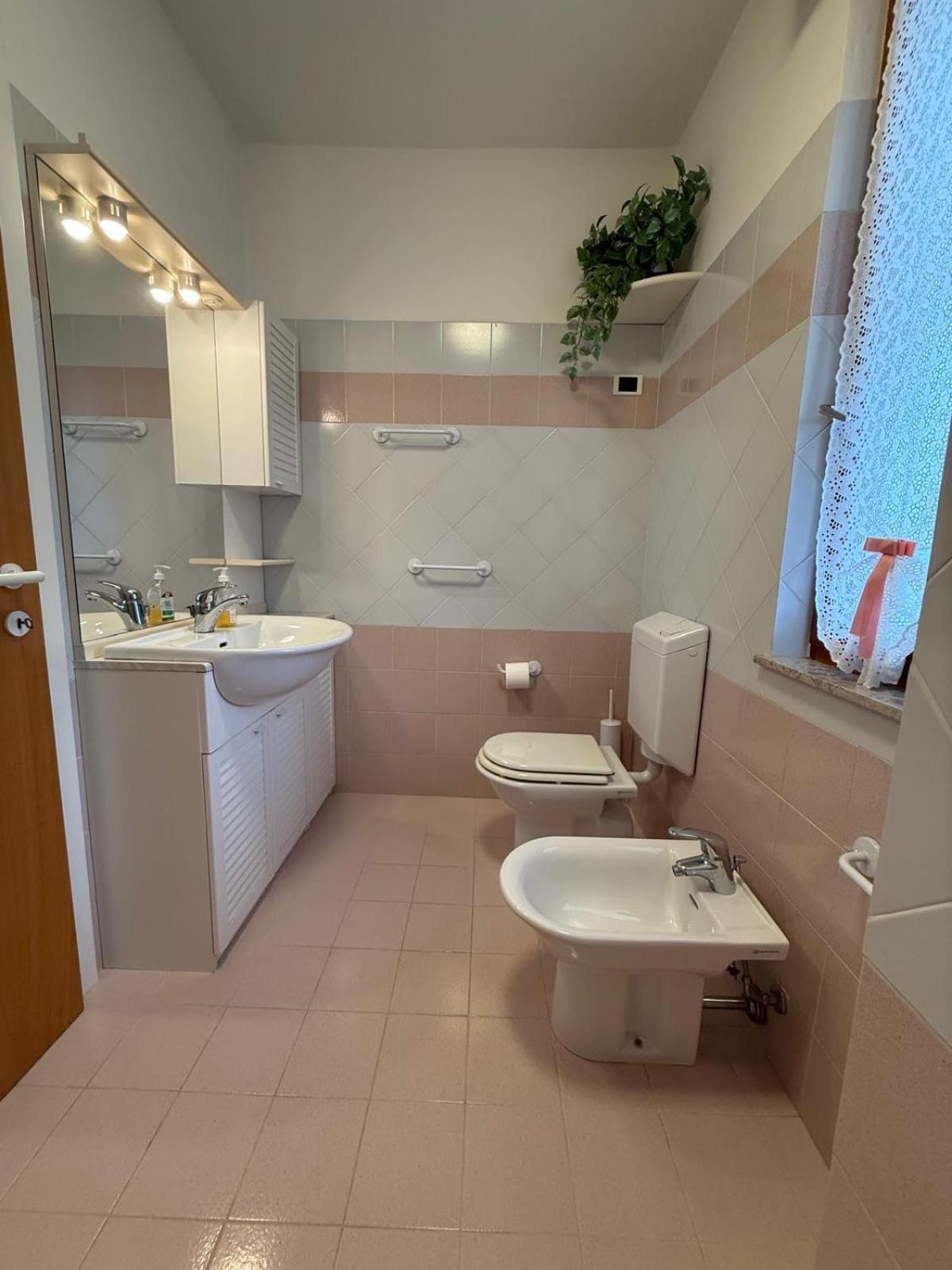 Gracious Apartment Located In The Heart Of Lignano Линьяно-Саббьядоро Экстерьер фото