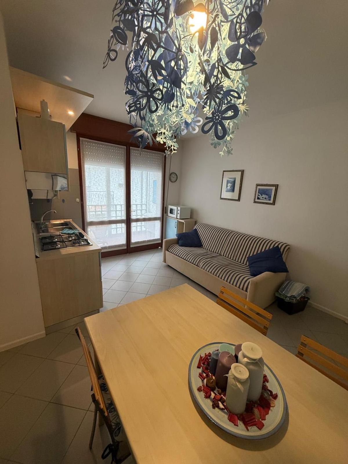 Gracious Apartment Located In The Heart Of Lignano Линьяно-Саббьядоро Экстерьер фото
